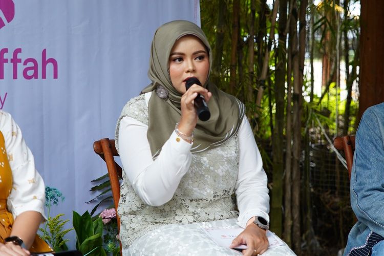 ramah lingkungan, modest fashion, Koleksi Modest Fashion Bernuansa Girly dan Ramah Lingkungan dari Makaffah Daily