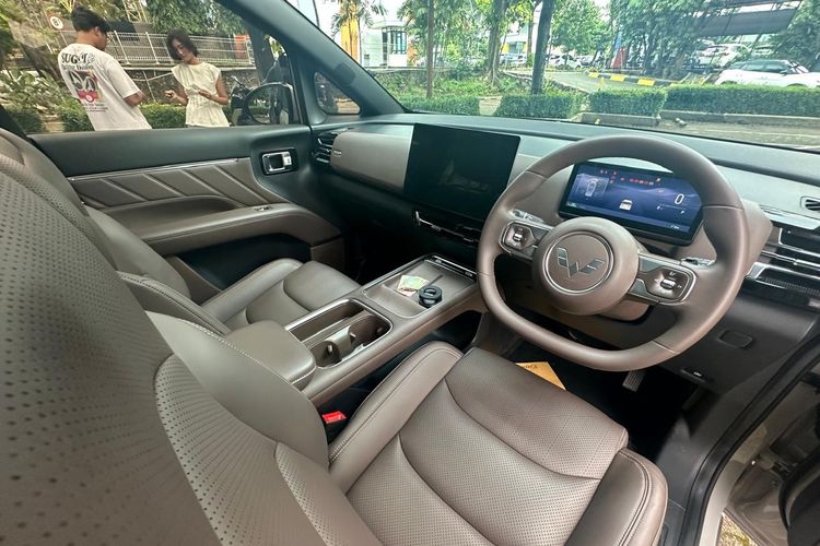 kendaraan listrik, MPV listrik, Wuling, Wuling Motors, biaya servis, Cortez Darion EV, mobil listrik, biaya perawatan, Hitung Biaya Perawatan Wuling Cortez Darion EV Sampai 100.000 Km