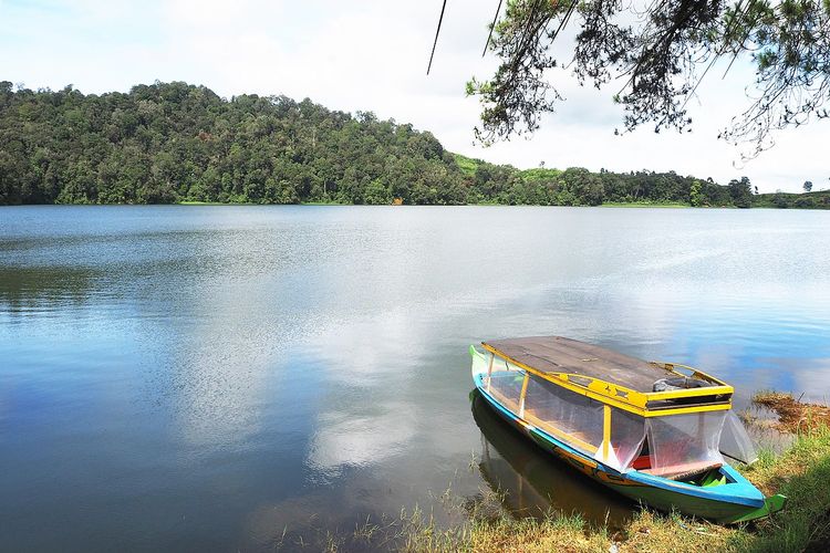 cerita rakyat, legenda, 6 Tempat Wisata di Jawa Barat yang Terkenal dari Cerita Legenda