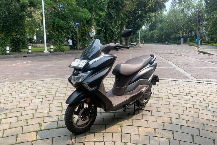 Suzuki Burgman Street 125EX, Skutik 125 cc, Perbandingan motor, Yamaha FreeGo 125, Rasa Berkendara Yamaha FreeGo 125 Vs Suzuki Burgman Street 125EX
