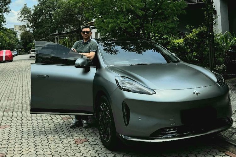kenyamanan berkendara, Aion Hyptec HT, SUV listrik premium, fitur semi-otonom, Ulasan Aion Hyptec HT: SUV Listrik Nyaman Tapi Punya Kekurangan, Kenyamanan Berkendara, Fitur Canggih, Catatan Kekurangan, Pemasangan Home Charging, Kesimpulan