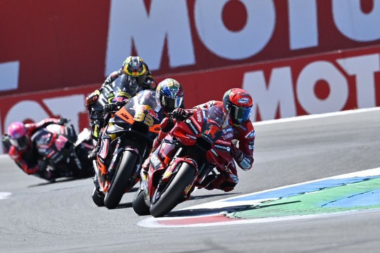 MotoGP, Marc Marquez, Alex Marquez, jadwal MotoGP, Jadwal MotoGP, Francesco Bagnaia, motogp 2025, Jadwal MotoGP Inggris 2025, Balapan Dimulai Pukul 19.00 WIB