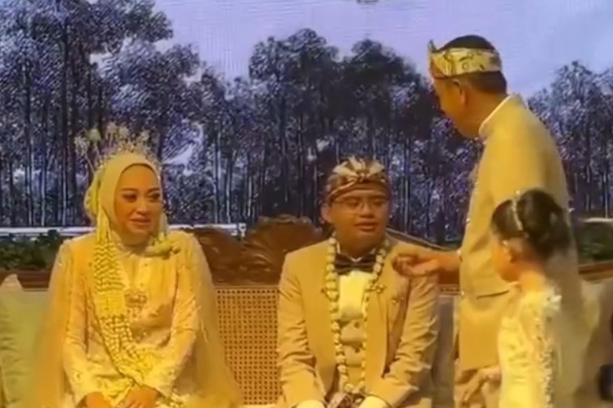 Dedi Mulyadi, Putri Karlina, putri karlina anak kapolda metro jaya, Maula Akbar Mulyadi menikah, maula akbar anak dedy mulyadi, maula akbar mulyadi, Mahar Maula Akbar Anak Dedi Mulyadi untuk Putri Karlina, Ada Logam Mulia hingga Sapi