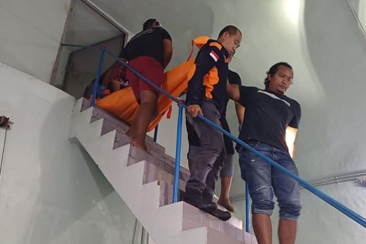 polrestabes semarang, reservoir siranda, mayat di reservoir siranda, PDAM Tirta Moedal Kota Semarang, Mayat Pemuda Ditemukan di Reservoir Siranda Semarang, Polisi Selidiki Petunjuk di Rekaman CCTV, Polisi Temukan Petunjuk dari CCTV, Penyebab Kematian Tunggu Hasil Autopsi, PDAM Pastikan Air dari Reservoir Tidak Digunakan, Reservoir Langsung Dikuras dan Dibersihkan
