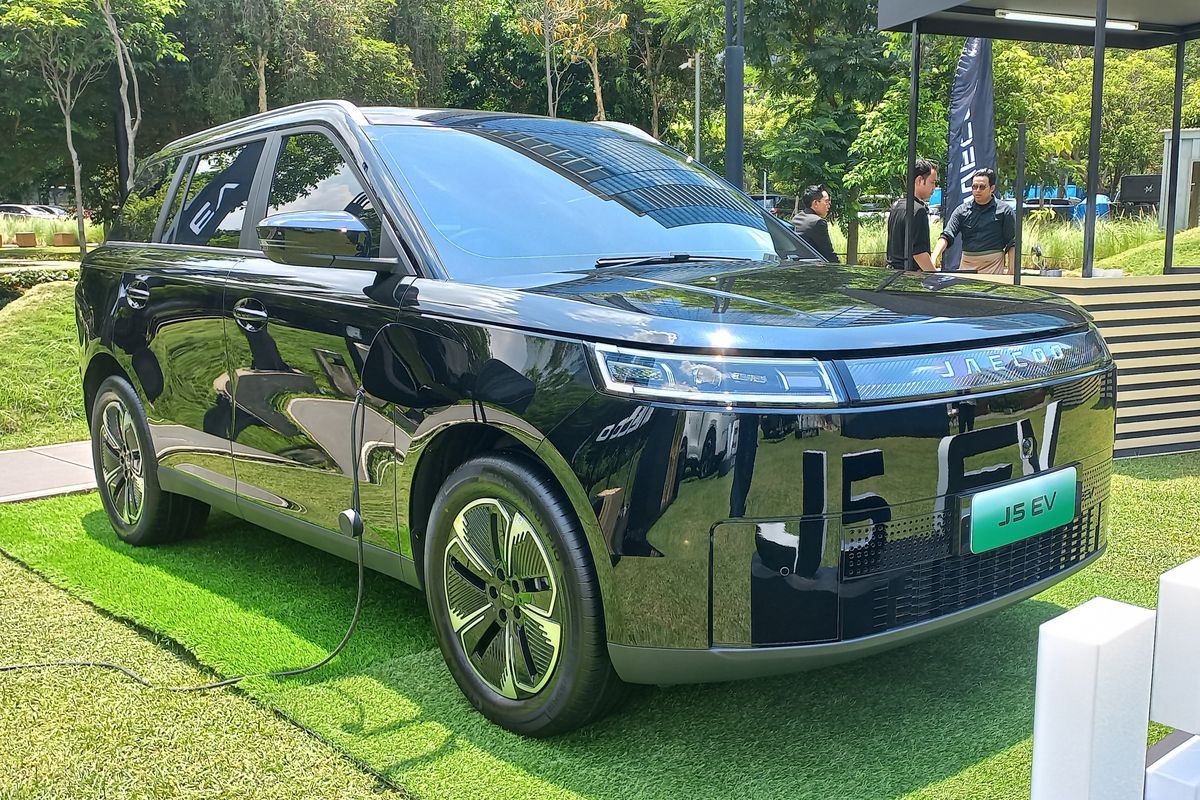 harga jual, SUV listrik, JAECOO J5 EV, Zeng Shuo, Dijual Rp 200 Jutaan, Jaecoo Pede Harga Jual Kembali J5 EV Tetap Bagus