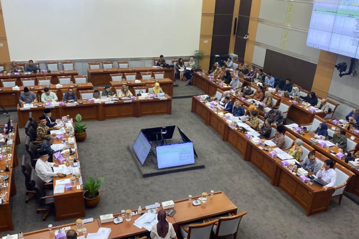 parpol, anggota dpr, puan maharani, Koalisi Masyarakat Sipil, Parpol Diminta Bertindak Tegas Copot Anggota DPR Bermasalah, Parpol Diminta Bertindak Tegas, Copot Anggota DPR Bermasalah