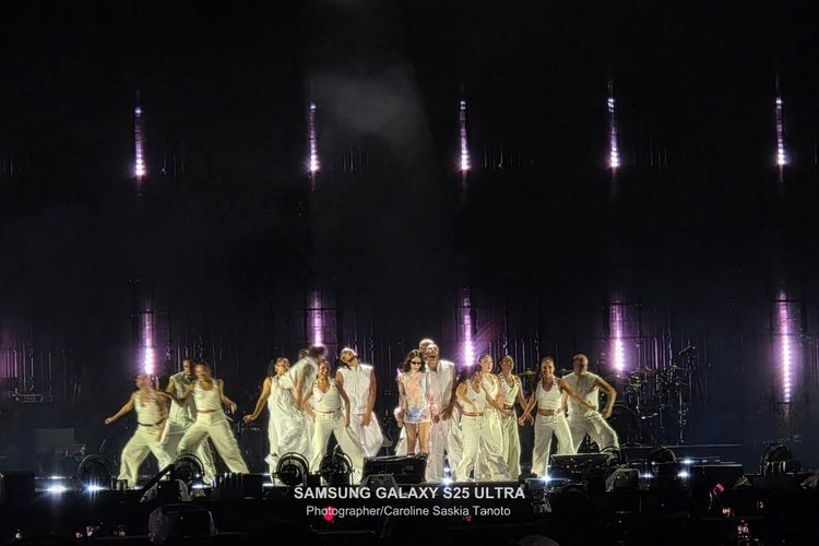 HP Konser, Samsung, Blackpink, Samsung S25 Ultra, hasil foto, Samsung Galaxy S25 Ultra, BLACKPINK, foto konser, Jauh dari Panggung Blackpink, Begini Hasil Zoom Samsung S25 Ultra di GBK