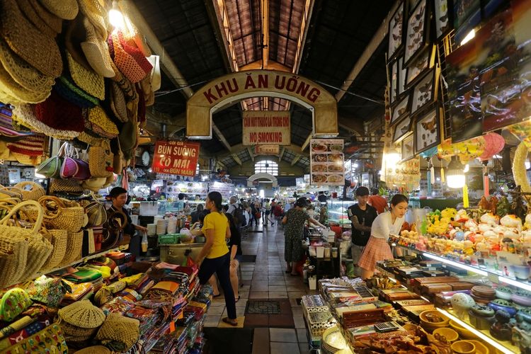 Vietnam, Ho Chi Minh City, Saigon, Itinerary Wisata 4 Hari 3 Malam di Ho Chi Minh City, Tertarik Coba?, Hari 1: Jantung Kota dan Jejak Kolonial, Hari 2: Warisan Spiritual dan Keseharian Lokal, Hari 3: Menyelami Sejarah Kota yang Mendalam, Hari 4: Menikmati Momen Terakhir dan Persiapan Pulang, Panduan Keamanan Singkat di Kota Ho Chi Minh