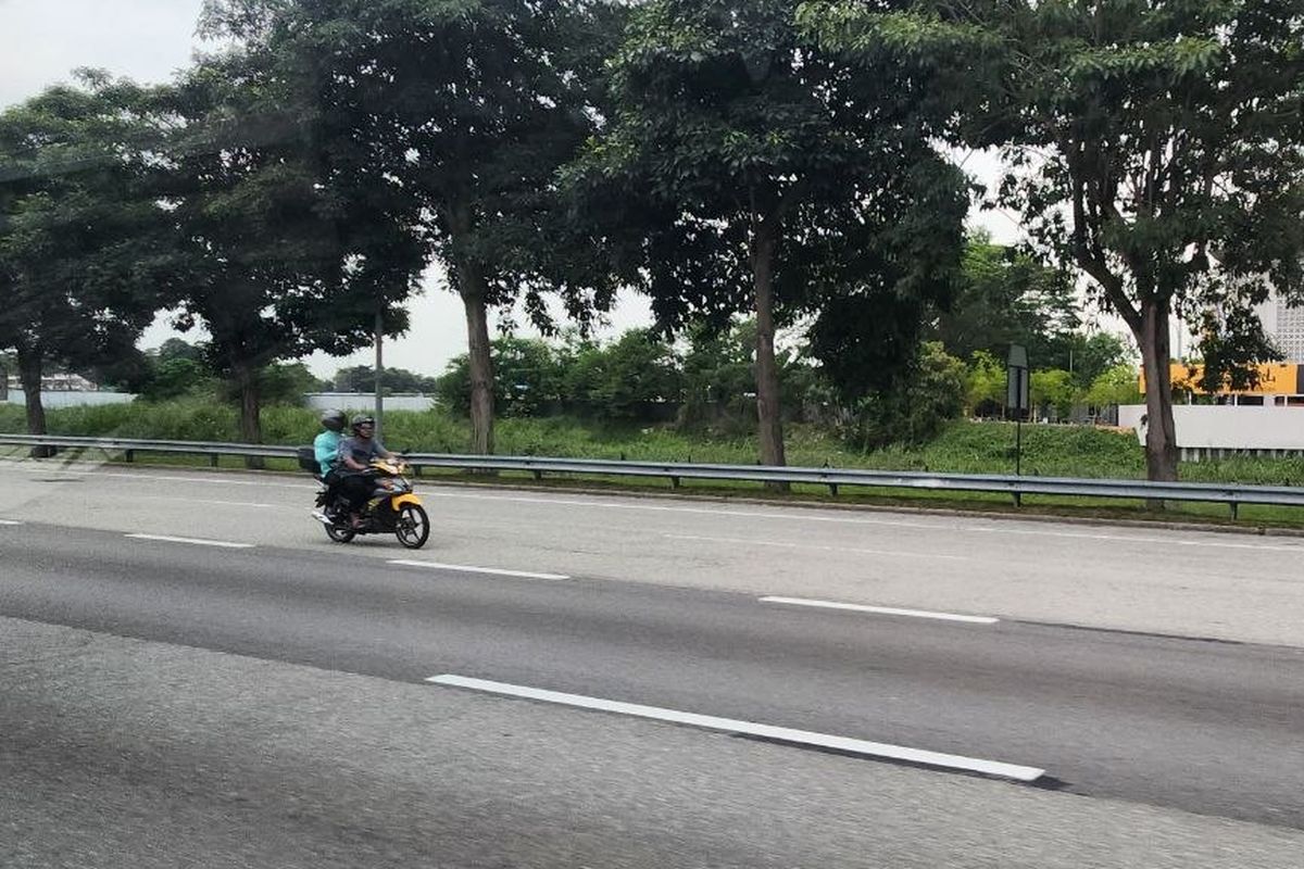 motor, Malaysia, jalan tol, aturan, Melihat Motor Bebas Masuk Tol di Malaysia, Gratis tanpa Batasan CC