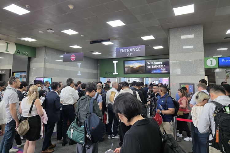 Computex, Asus, Suasana Hari Pertama Computex 2025: Inovasi dan Sneaker di Mana-mana