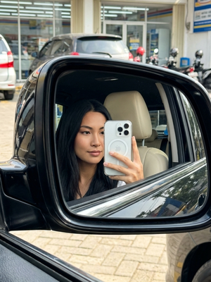 20 Pose Foto Sendiri yang Bikin Feed Instagram Makin Keren, 1. Pose Menyentuh Rambut, 2. Pose Menoleh ke Samping, 3. Pose Duduk Santai, 4. Pose Memegang Minuman atau Kopi, 5. Pose Jalan Santai, 6. Pose Menyentuh Wajah, 7. Pose Menatap ke Bawah, 8. Pose Bersandar di Dinding, 9. Pose Close Up Natural, 10. Pose Mengangkat Tangan ke Atas, 11. Pose Menopang Dagu, 12. Pose Bermain dengan Outfit, 13. Pose Mirror Selfie, 14. Pose Duduk di Tangga, 15. Pose Jalan Membelakangi Kamera, 16. Pose Memegang Tas atau Aksesori, 17. Pose Berdiri Menyilangkan Kaki, 18. Pose Golden Hour, 19. Pose Duduk Sambil Menatap Kamera, 20. Pose Senyum Natural