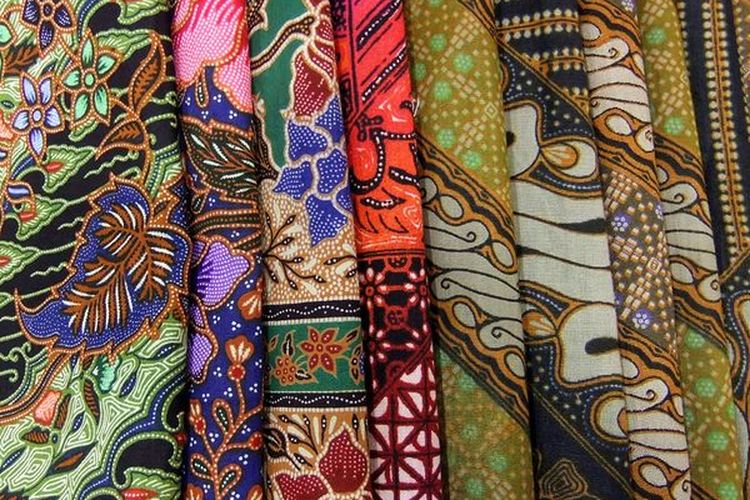 Hari Kebaya Nasional, kebaya janggan, kebaya Janggan, hari kebaya nasional 2025, hari kebaya nasional 24 juli 2024, kebaya janggan dari mana, kebaya janggan dian sastro, Mengenal Kebaya Janggan yang Elegan untuk Hari Kebaya Nasional 2025