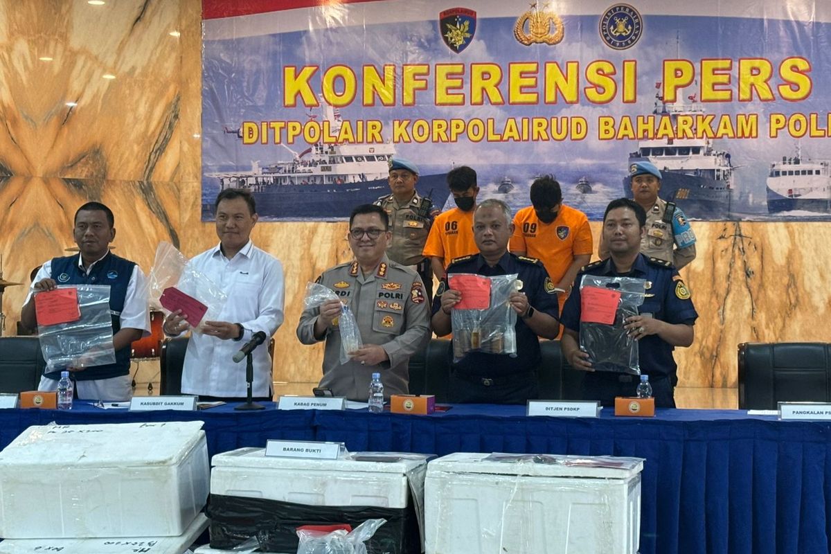 pekerja migran ilegal, modus perdagangan orang, penangkapan pmi ilegal dumai, modus penyelundupan pekerja migran, edukasi pekerja migran, kasus perdagangan orang di riau, Gagalkan Penyelundupan, Polairud Baharkam Polri Amankan 2 PMI Ilegal di Dumai, Bermula dari informasi warga, Modus penyelundupan PMI, Barang bukti dan penetapan tersangka, Desakan Revisi UU TPPO