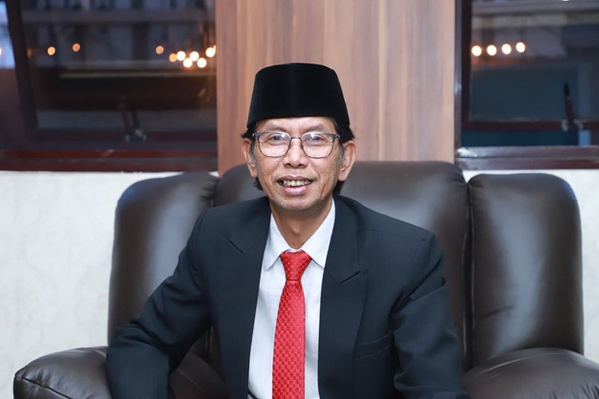 Adi Sutarwijono, Ketua DPRD Surabaya, Profil Adi Sutarwijono, Ketua DPRD Surabaya yang Meninggal Dunia di Jakarta
