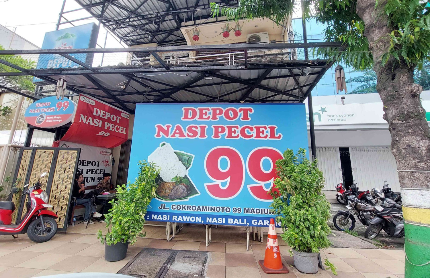 pecel Madiun, kuliner, bakmi Jawa, Menikmati Pecel Madiun 99, Sate Ponorogo, dan Bakmi Solo dalam Satu Perjalanan
