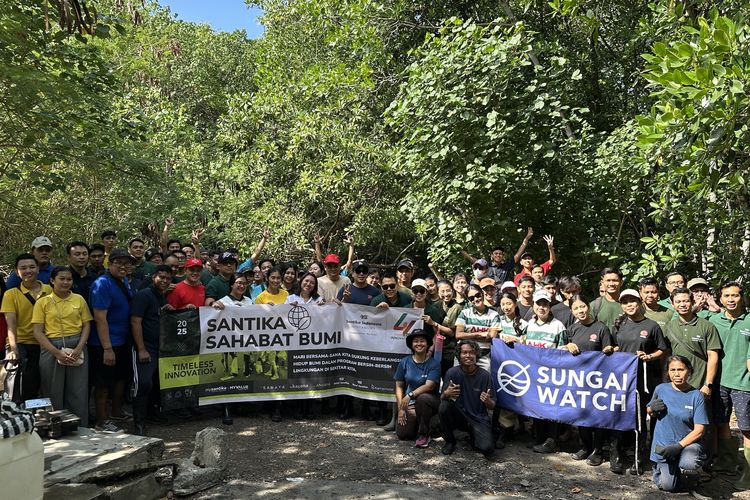 ulang tahun Santika Indonesia Hotels dan Resorts, aksi bersih bersih Santika Indonesia Hotels dan Resorts, Santika Indonesia Hotels dan Resorts, Rayakan Ulang Tahun ke-44, Santika Indonesia Gelar Aksi Bersih-bersih Serentak
