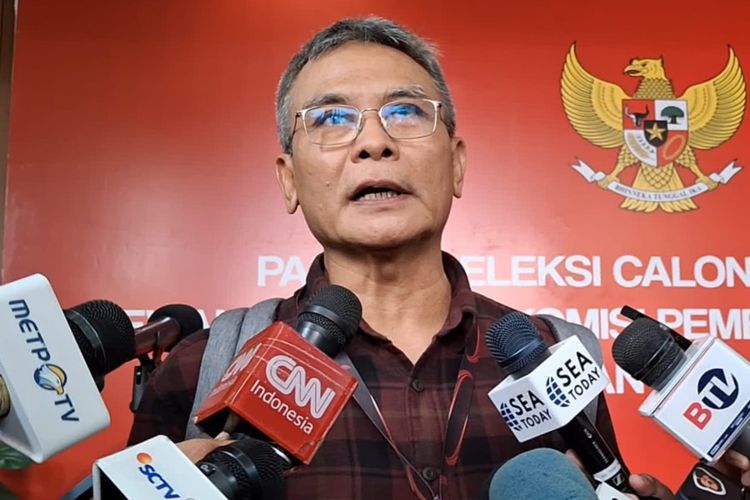Johan Budi, Transjakarta, Komisaris Transjakarta, transjakarta, komisaris transjakarta, Johan Budi jadi komisaris Transjakarta, Eks Jubir KPK Johan Budi Resmi Jadi Komisaris Transjakarta, Jejak Karier Johan Budi: Dari KPK ke Politik hingga Kini Komisaris, Karier Awal sebagai Wartawan dan Akademisi, Pengalaman Politik dan Kampanye Sederhana, Tugas Baru di Transportasi Publik Ibu Kota