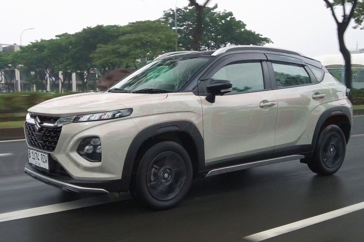 teknologi hybrid, SUV ramah lingkungan, Suzuki Fronx Hybrid, Daihatsu Rocky Hybrid, Suzuki Fronx Hybrid dan Daihatsu Rocky Hybrid: Mana yang Lebih Hemat?, Suzuki Smart Hybrid, Daihatsu e-Smart Hybrid, Konsumsi Bahan Bakar: Dua Model yang Irit, Fitur Keamanan dan Kenyamanan, Harga dan Pertimbangan Akhir