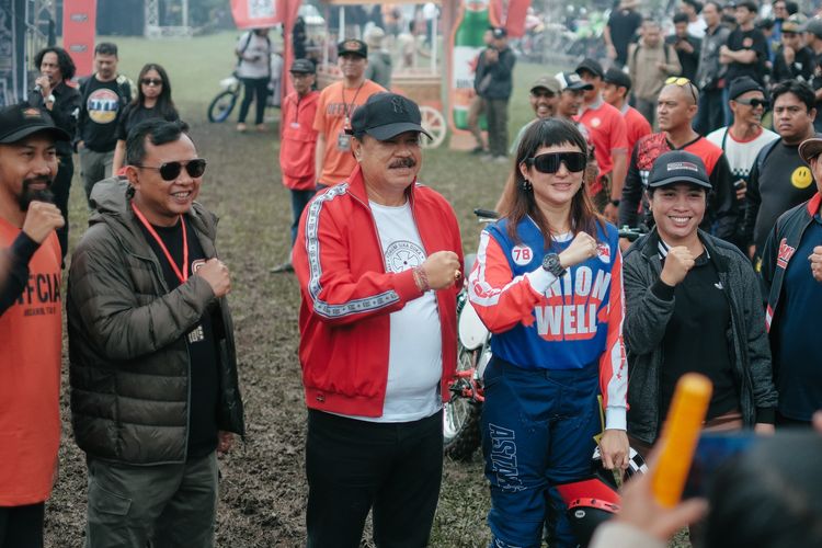 motor, Bali, lucky draw, Komunitas, Arisan Tril Tua di Bali Diramaikan Ribuan Peserta
