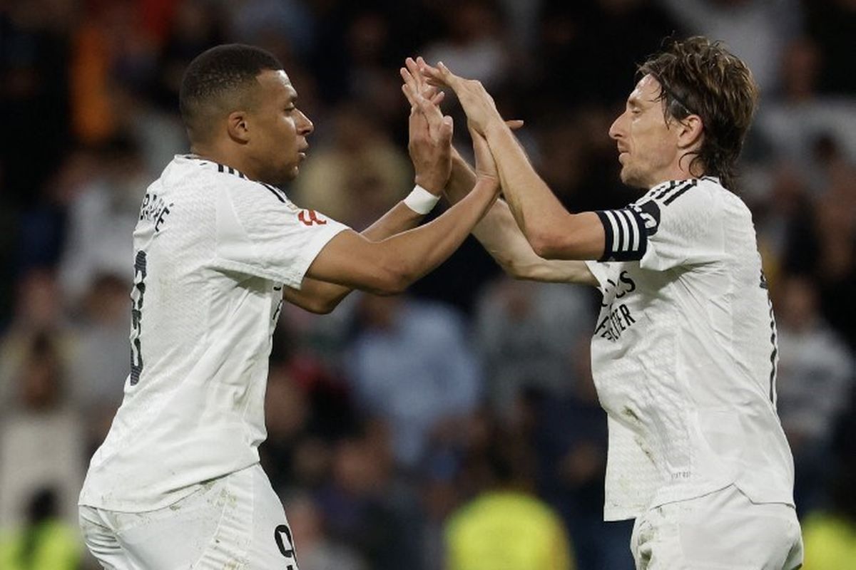 Luka Modric, Real Madrid, Madrid, LUKA MODRIC, Cristiano Ronaldo, Sergio Ramos, Ronaldo, Rodrygo Goes, Luka Modric Tinggalkan Real Madrid: Genius, Ayah Rodrygo, Respek Ronaldo