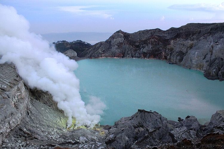 Wisata ke Kawah Ijen Kini Wajib Daftar Lewat Aplikasi Ayo ke Taman Nasional