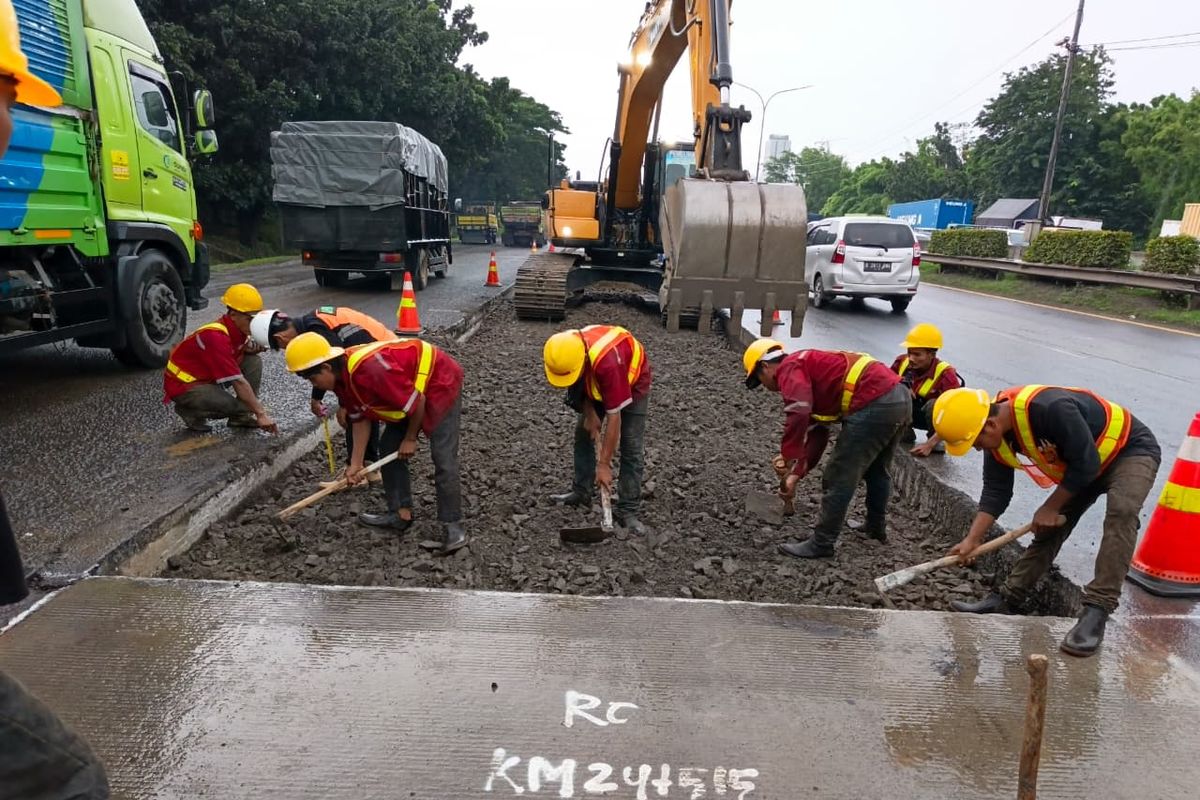 bottleneck, Mengapa Perbaikan Jalan di Tol Selalu Bikin Macet Panjang?
