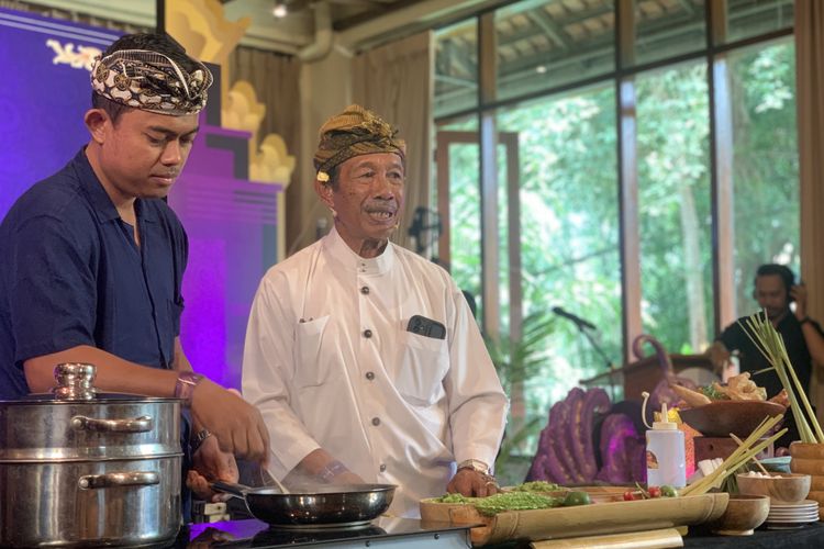 cara membuat sambal embe bali, cara membuat bawang goreng bali, tips membuat bawang goreng bali renyah, tips membuat bawang goreng bali tidak lembek, cara membuat sambal embe enak, Cara Membuat Sambal Embe Khas Bali, Ini 3 Tips Menggoreng Bawangnya