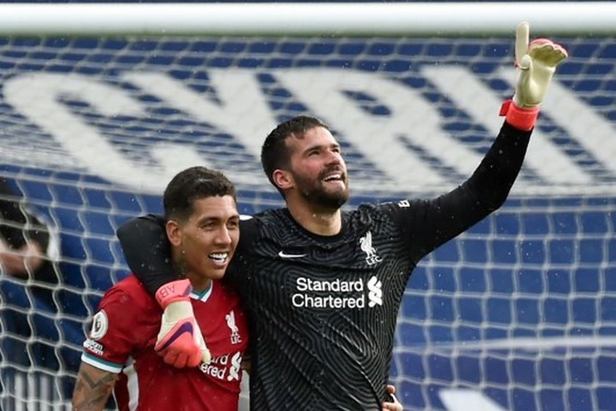 Alisson Becker, Liverpool, Juventus, bursa transfer, Liga Inggris, Kata Arne Slot soal Transfer Alisson, Belum Ada Tawaran ke Liverpool