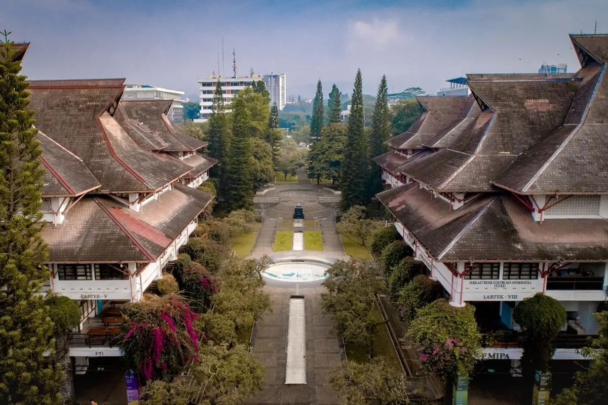 ITB Pakai Jalur SSU untuk Gantikan Seleksi Mandiri, Apa Saja yang Perlu Diketahui?, Bagaimana skema pelaksanaan SSU ITB?, Berapa biaya pendaftaran jalur SSU ITB?, Apakah ada subsidi pada jalur SSU ITB?, Bagaimana sistem kuliah ketika sudah diterima di ITB?