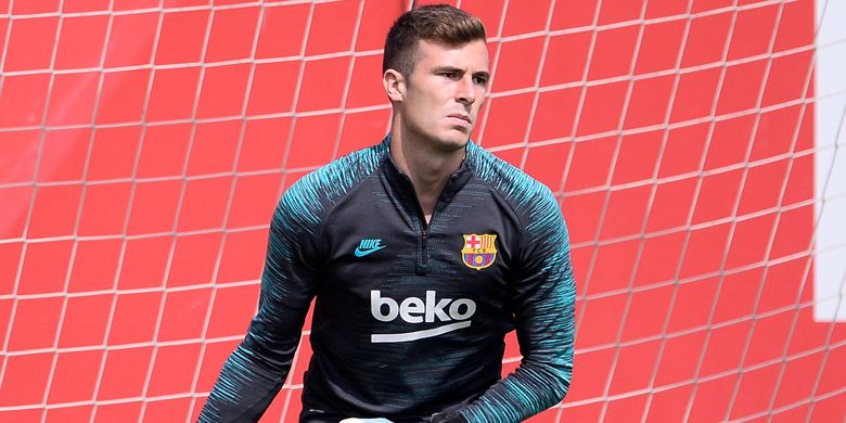 Barcelona, Bursa Transfer, Liga Spanyol, Como 1907, Inaki Pena, LaLiga, Como, Joan Garcia, Barcelona Tunggu Joan Garcia, Inaki Pena Terancam Batal ke Como