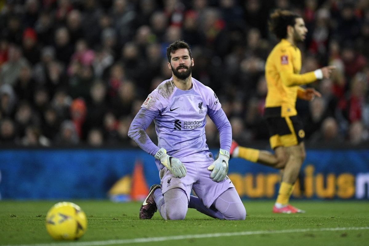 Robin Roefs, Liverpool, bursa transfer, Sunderland, Premier League, Kontrak Alisson Hampir Habis, Liverpool Bidik Penjaga Gawang Sunderland