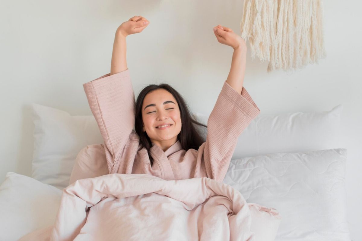 morning person, Morning person adalah, Apakah Kamu Termasuk Morning Person? Kenali Tandanya, Apa Itu Morning Person?, Ciri-ciri Morning Person, Manfaat Menjadi Morning Person, Perbedaan Morning Person dan Night Owl, Apakah Morning Person Dipengaruhi Genetik?, Tips Melatih Diri Menjadi Morning Person