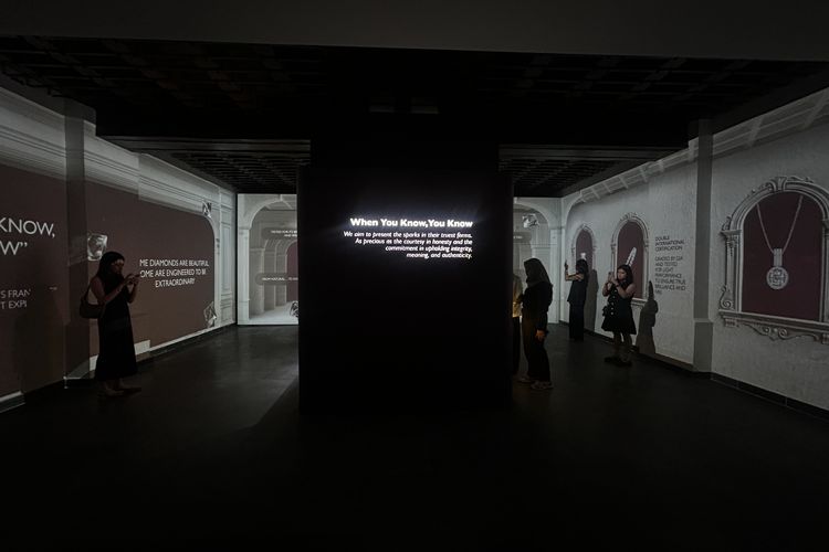 Frank &amp; co. Merayakan 30 Tahun dengan Pameran Imersif Bertema Cinta Sejati, Filosofi “When You Know, You Know”, Tiga lorong perjalanan Frank &amp; Co., Menghubungkan masa depan lewat “The Future of Love”, Terbuka untuk publik