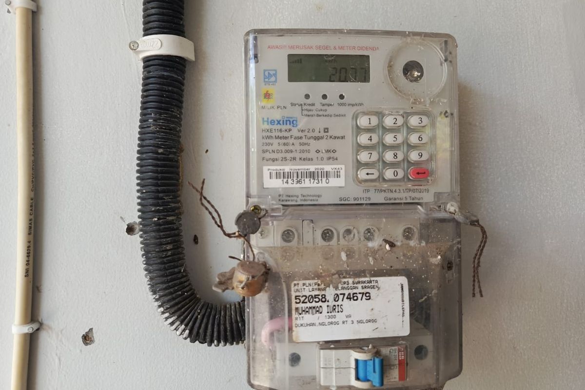 listrik, Listrik, tarif listrik, tarif listrik per kWh, tarif listrik juli 2025, Rincian Tarif Listrik per kWh untuk Pelanggan Pascabayar dan Prabayar Per Juli 2025