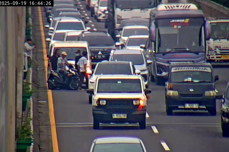 karakter, lalu lintas, Lalu Lintas di Jalan Raya, Cermin Budaya dan Disiplin Bangsa