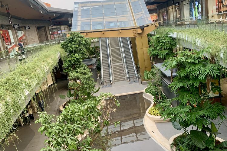 Jakarta Premium Outlets, pemilik jakarta premium outlet, tempat makan di jakarta premium outlet, cara ke jakarta premium outlet, Jakarta Premium Outlets, Surga Belanja Baru di Jantung Alam Sutera, Siapa pemilik Jakarta Premium Outlets?, Kapan waktu ideal ke Jakarta Premium Outlets?, Di mana tempat makan di Jakarta Premium Outlets?, Apa saja tempat bermain anak di Jakarta Premium Outlets?, Bagaimana cara menuju Jakarta Premium Outlets?