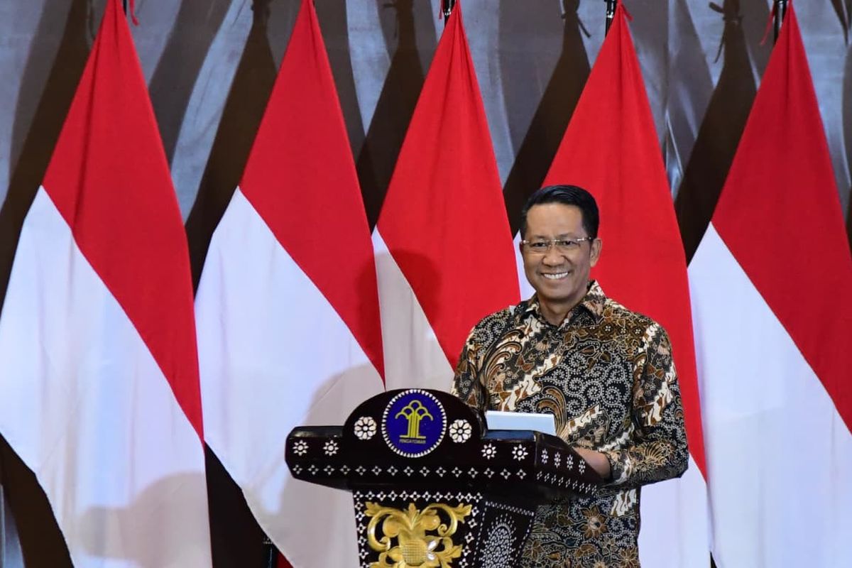 nikahan, Royalti musik, acara hajatan, royalti lagu, performing rights, hak cipta, resepsi pernikahan, konvensi bern, pesta pernikahan, Menkum Supratman, UU Hak Cipta, Pemerintah Tegaskan Acara Nonkomersial Tak Wajib Bayar Royalti Musik, Royalti Berlaku untuk Tempat Komersial, Penegasan DJKI Kemenkumham, Audit LMKN dan LMK, Wacana Royalti Pernikahan, Alternatif Hiburan Non-Musik, Strategi Vendor