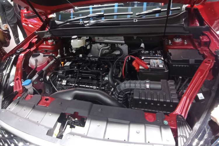 efisiensi bahan bakar, fitur keselamatan ADAS, SUV menengah, Chery Tiggo Cross CSH, Review Lengkap Chery Tiggo Cross CSH: Desain Hingga Biaya Kepemilikan