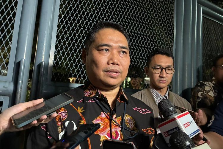 Kemenag, calon jemaah haji, calon jemaah haji gagal ke mekkah, calon jemaah haji gagal berangkat, korupsi kuota haji, 14 Tahun Menunggu, Harapan 8.400 Calon Jemaah Pupus karena Dugaan Korupsi Kuota Haji