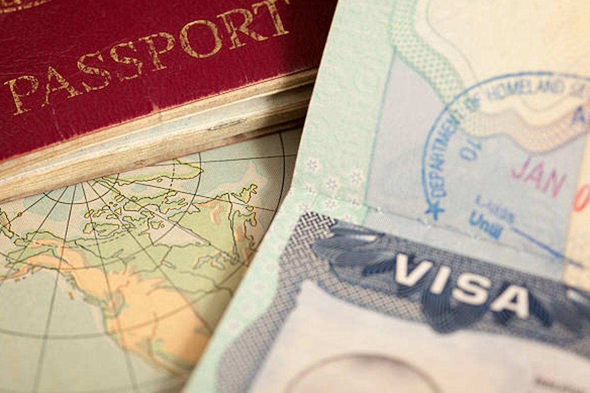 Daftar 44 Negara Bebas Visa untuk Paspor Indonesia Januari 2026