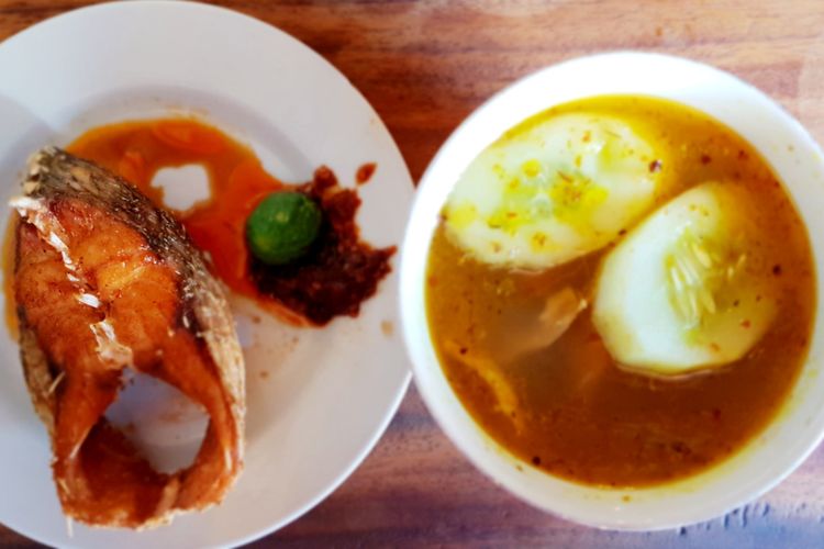 restoran, 8 Restoran Tradisional Terbaik di Indonesia yang Mendunia versi TasteAtlas, 1. Dapur Bali Mula (Les, Bali) – Rating 4.9, 2. Raf Babi Krispi (Denpasar, Bali) – Rating 4.9, 3. Warung Rama (Ubud, Bali) – Rating 4.9, 4. 1945 Restaurant (Jakarta) – Rating 4.7, 5. Warung Mak Beng (Sanur, Bali) – Rating 4.6, 6. Warung Mek Juwel Nasi Campur Ayam (Sayan, Bali) – Rating 4.6, 7. Lapo Marpadotbe (Jakarta) – Rating 4.6, 8. Soto Kadipiro (Bantul, Yogyakarta) – Rating 4.5