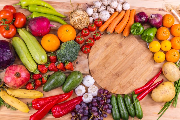 serat, Serat, Manfaat serat, manfaat serat, sayuran tinggi serat, buah tinggi serat, 14 Buah dan Sayur Tinggi Serat untuk Lancarkan BAB dan Cegah Sembelit, Menurunkan kolesterol, Membantu menurunkan berat badan, Mencegah sembelit dan memperlancar BAB, Menjaga kadar gula darah, Mengurangi risiko kanker, Berapa Banyak Serat yang Dibutuhkan?, Daftar sayur dan buah tinggi serat, Tips menambah serat dalam menu harian