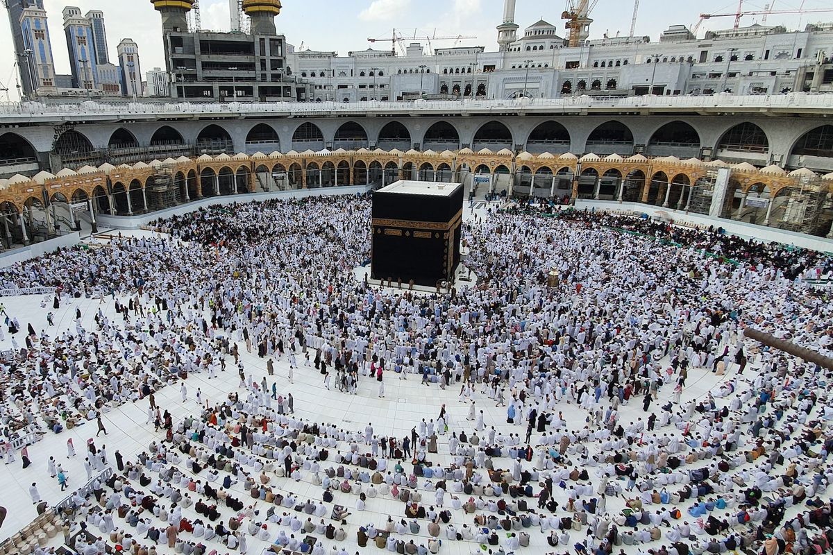 ibadah haji, musim haji 1446 hijriah, Ibadah haji, wisata arab saudi, ibadah umrah, musim haji 2025, syarat ibadah umrah, Arab Saudi Menutup Akses Umrah setelah 13 April 2025, Ini Alasannya