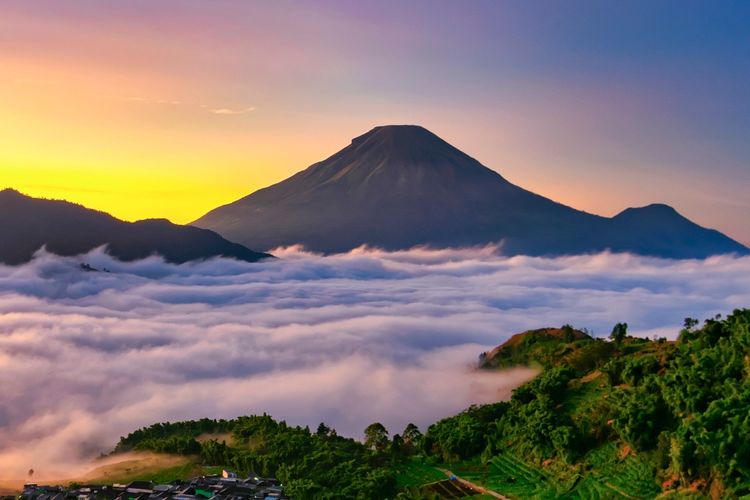 Banjarnegara, wisata, 7 Wisata Banjarnegara, Dari Kawah Eksotis hingga Arung Jeram yang Menantang
