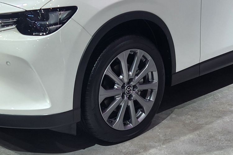 Ricky Thio, SUV premium, Mazda CX-60 Sport, IIMS 2026, IIMS 2026: Mazda Luncurkan CX-60 Sport dengan Desain Sporty