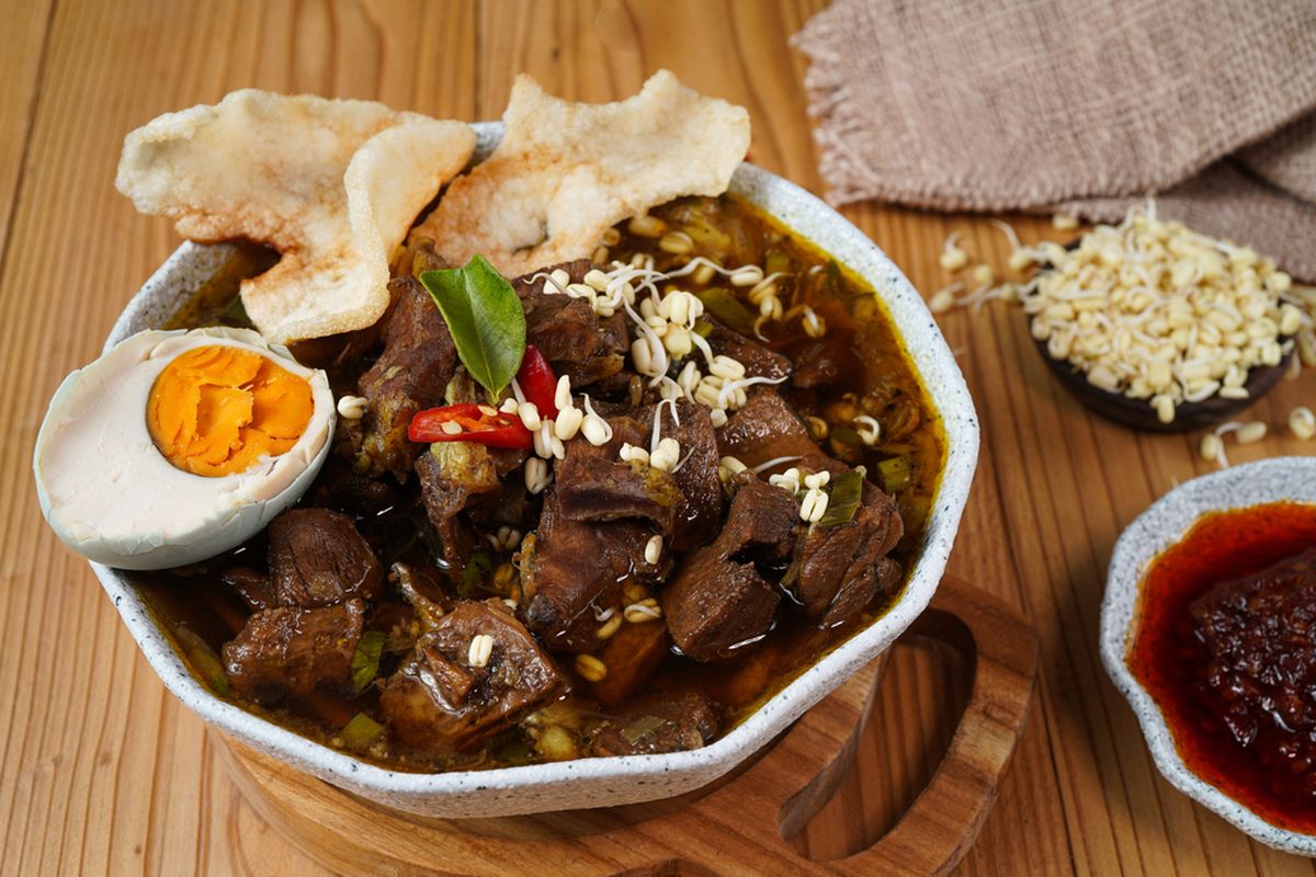 TasteAtlas, Sejarah Rawon, tasteatlas, sejarah rawon, Rawon khas jawa timur, makanan indonesia terenak, makanan indonesia terbaik dunia, Masakan Hitam Khas Indonesia Masuk 10 Makanan Terenak Dunia, Apa Itu?