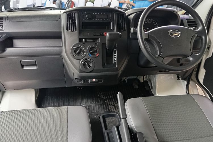 harga, Daihatsu, Transmisi, gran max, matik, logistik, Gran Max Blind Van, Daihatsu Gran Max Punya Transmisi Matik, Cek Harga Terbarunya Saat Ini