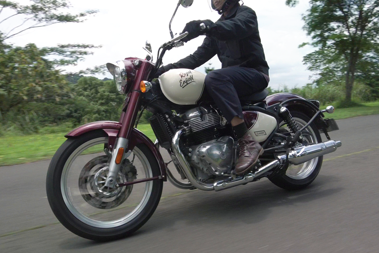 Royal Enfield, 10 Tahun di Indonesia, Royal Enfield Tak Cuma Main Motor Klasik