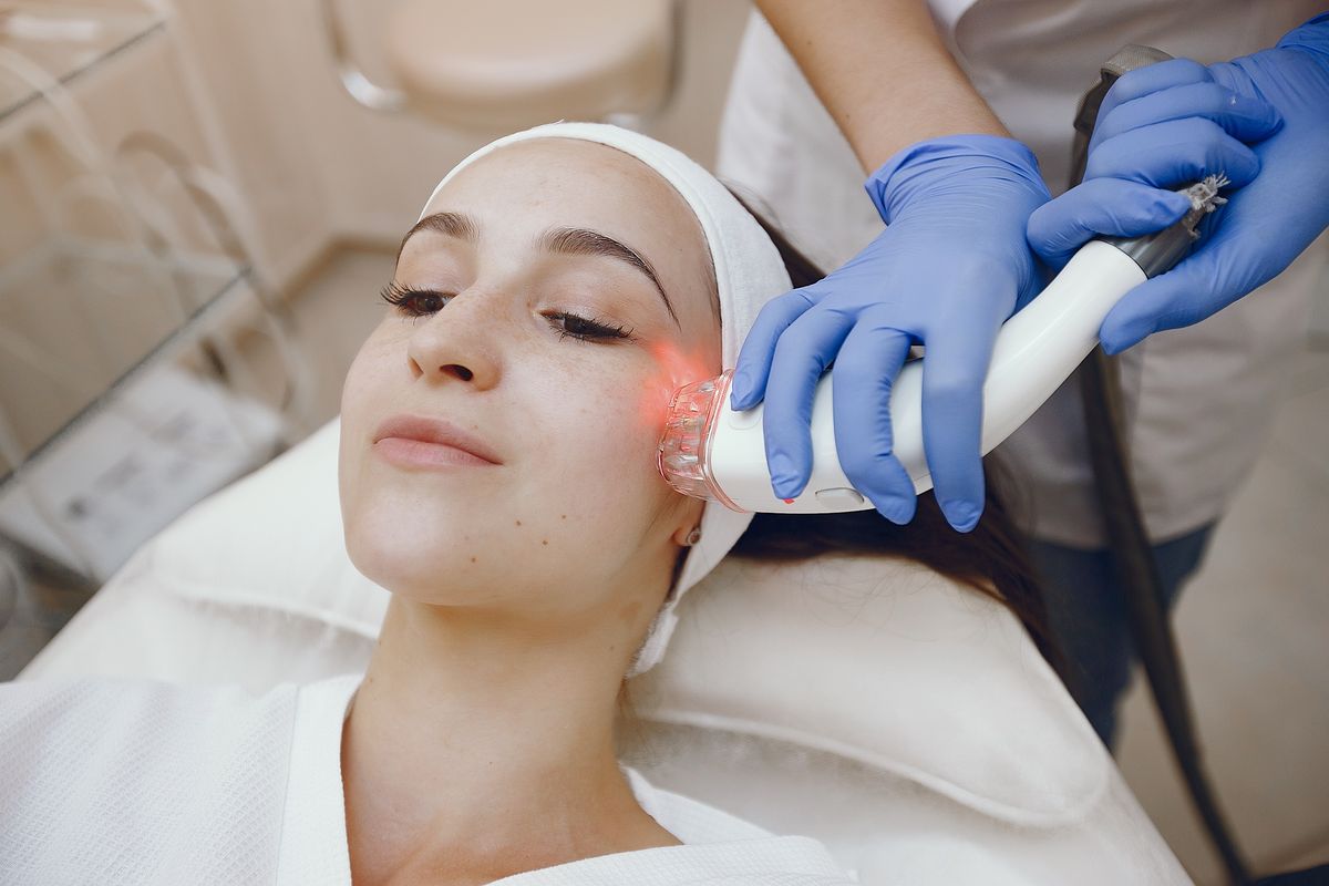 Hifu, Eva Mulia Clinic, Hifu adalah, eva mulia clinic, hifu adalah, hifu treatment, harga hifu treatment, hifu treatment harga, hifu, manfaat hifu wajah, manfaat hifu, eva mulia depok, klinik eva mulia depok, klinik eva mulia kota depok, eva mulia clinic depok kota depok, biaya hifu treatment, manfaat hifu treatment, Ini Manfaat Hifu Treatment dan Berapa Lama Efeknya di Kulit Wajah
