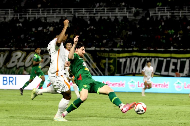 Persebaya, Rachmat Irianto, Super League 2025-2026, Jadwal Persebaya vs Persijap, Tekad Rachmat Irianto Akhiri Dahaga 3 Poin
